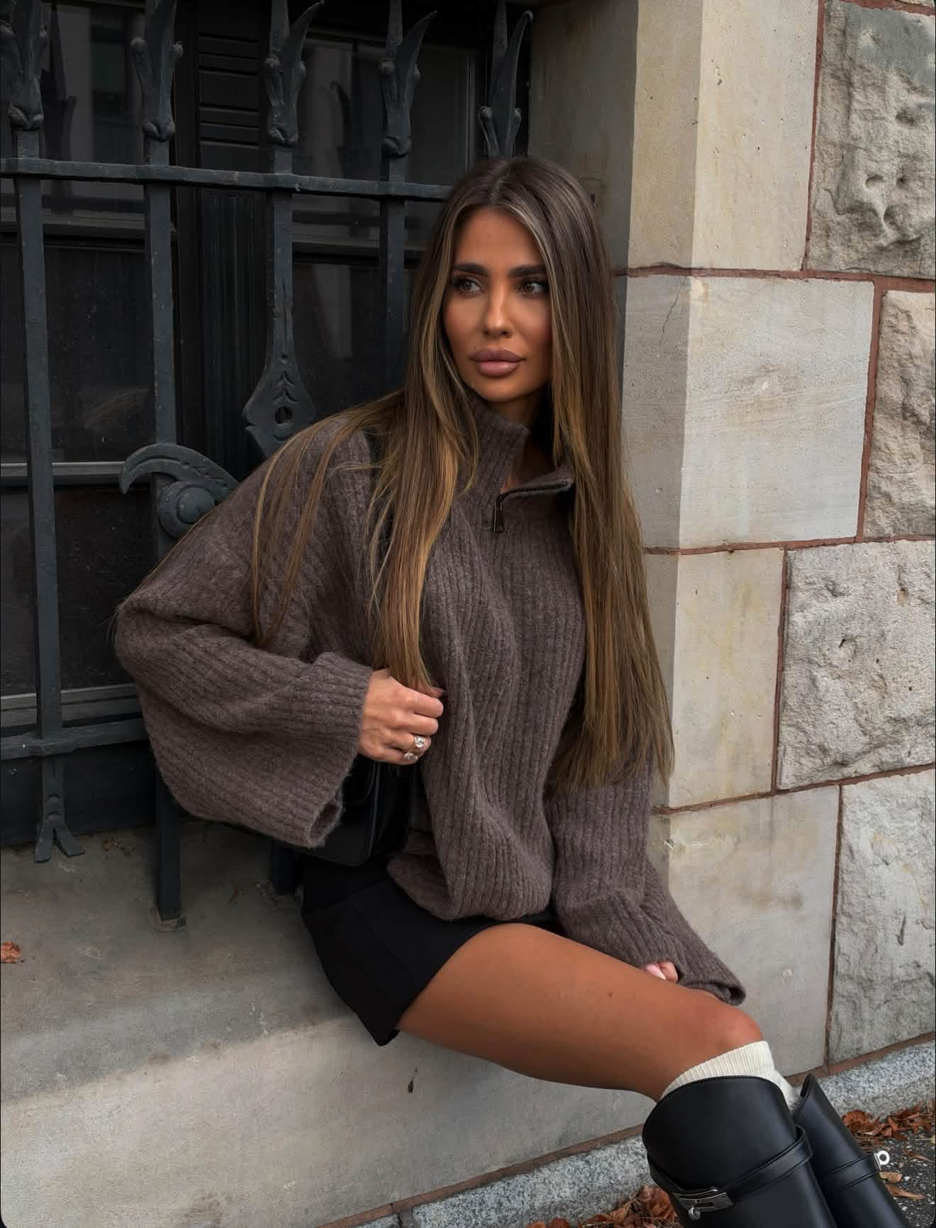 IMG_1515 Sweter Soft Zip Knit - Taupe - obrazek 1